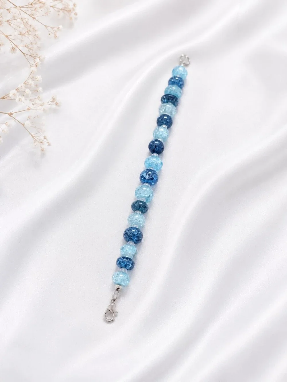 Blue and Aqua Crackle Glass Beaded Bracelet - 8 Inch / Handmade Beaded Bracelet